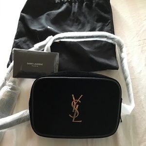 SAINT LAURENT Black Velvet Leather Lou Belt Bag
